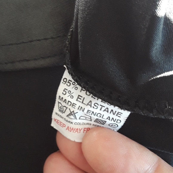 🔥HOT🔥London Brand Skater Skirt - Picture 5 of 5